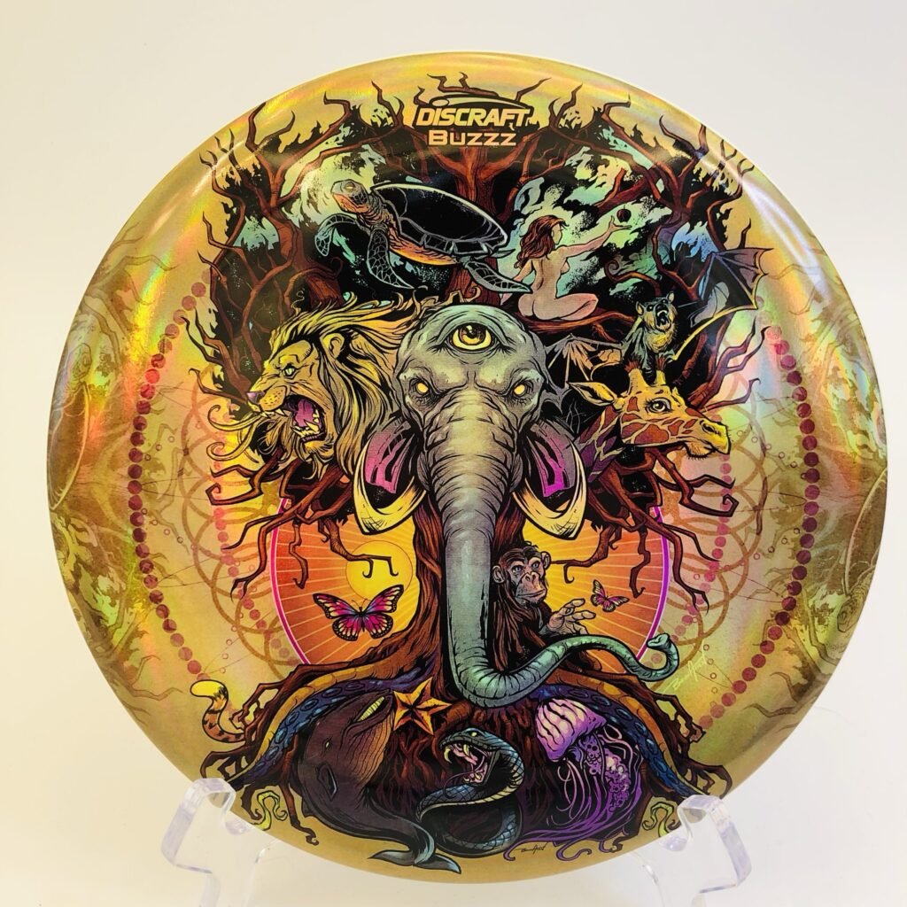 Discraft Buzzz in ESP plastic featuring Brian Allen's Wild Life artwork.