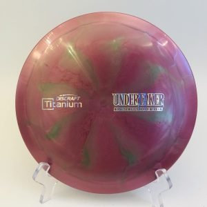 Discraft Undertaker in Titanium plastic.