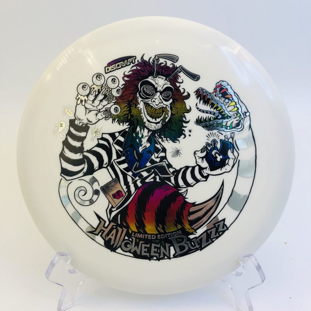 Discraft Buzzz in Glo Triple Foil plastic 2024 Halloween Special Edition.