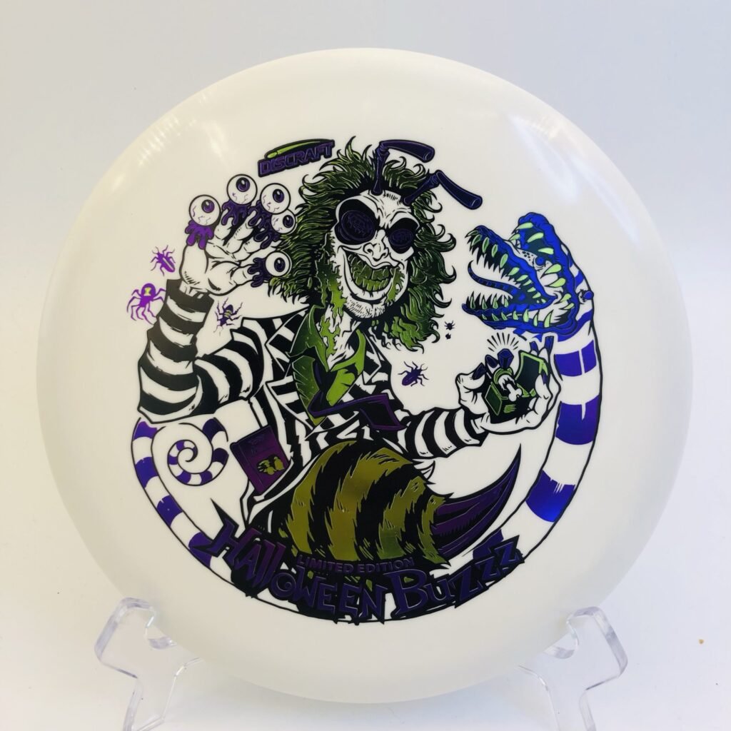 Discraft Glo Triple Foil Buzzz in 177+g plastic - 2024 Halloween “Buzzzjuice” edition.