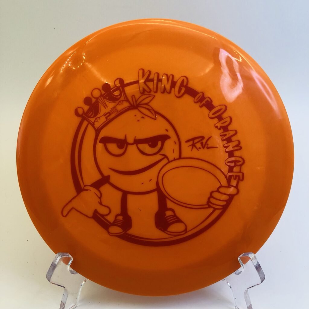 Innova Destroyer in Star plastic - King of Orange edition for enhanced grip and stability.