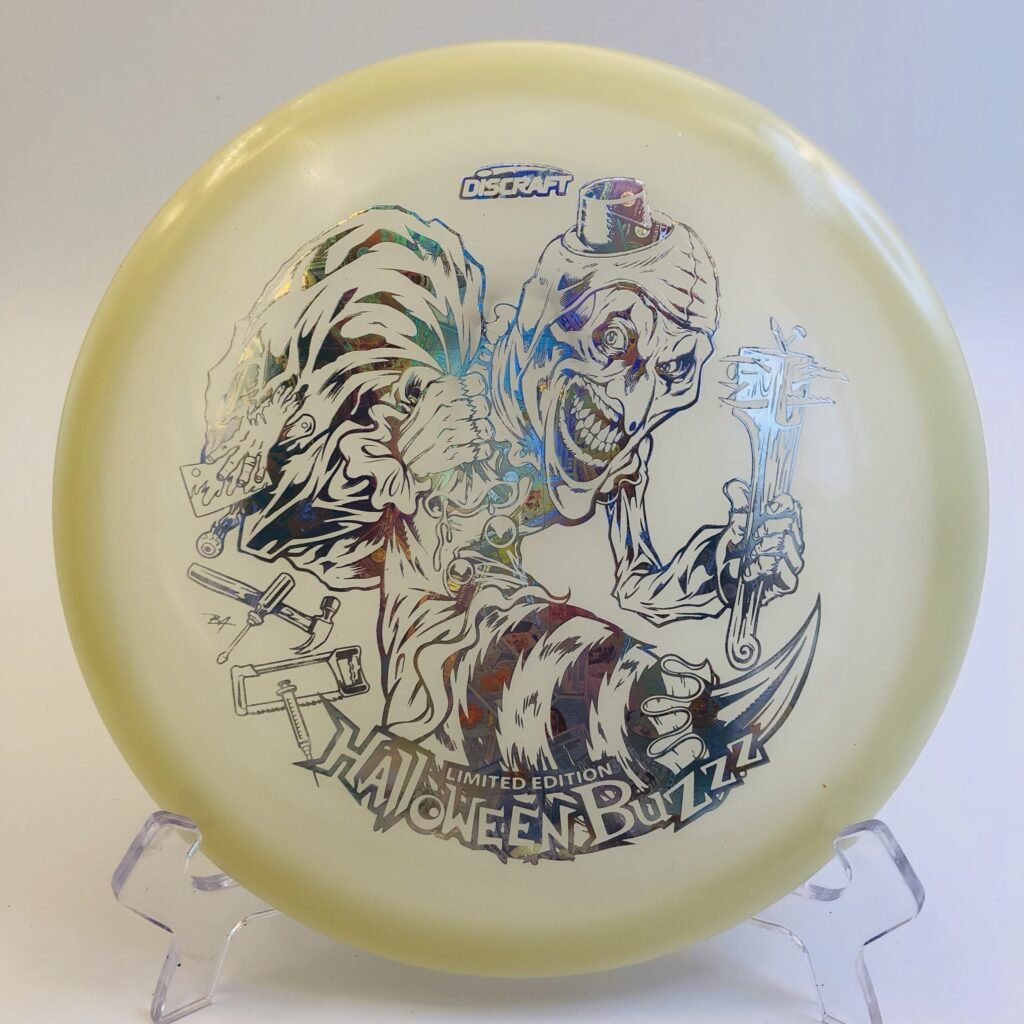 Discraft Buzzz in Mega-glo plastic 2025 Halloween Buzzzifier edition.