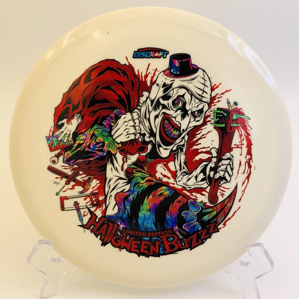 Discraft Buzzz in Glo plastic 2025 Halloween Special Edition.