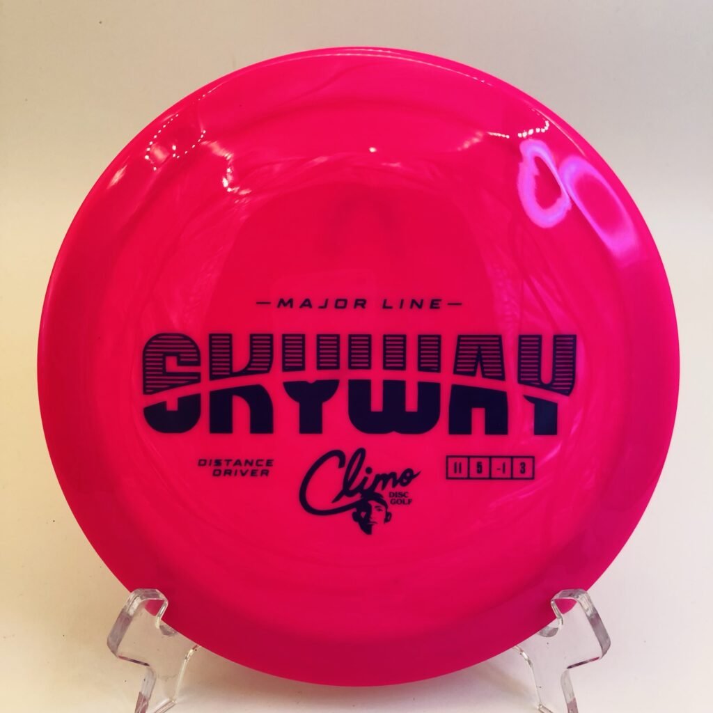 Climo Skyway in standard plastic - perfect for controlled and stable throws.