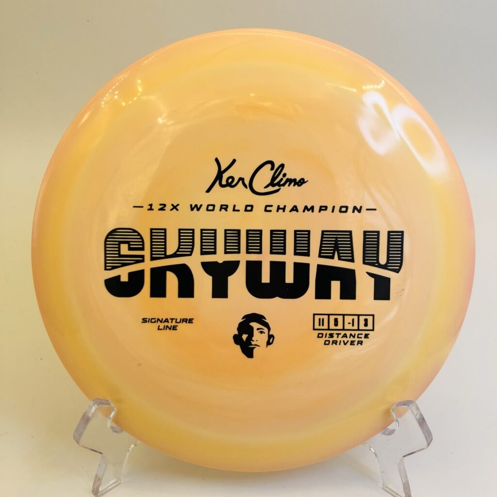Climo Disc Golf Skyway in 171g plastic with collectible signature stamp.